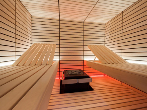 Sentiotec - LED light sauna