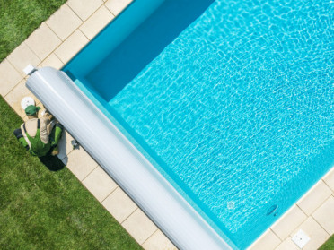 ¿Cuánto tiempo debe estar funcionando la bomba de mi piscina?