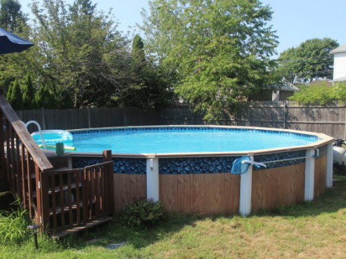 How does an above ground pool work
