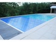 A IMM'Box da Abriblue é uma cobertura automática de piscina que proporciona uma solução de qualidade e ambiental.