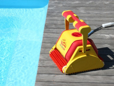 3001poolside
